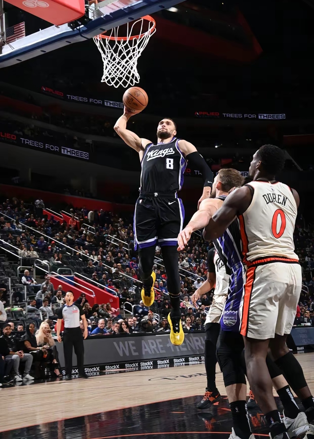 开云棋牌入口包含里程碑夜圣安东尼奥马刺队长鼓劲，NBA常规赛集结日刷纪录，信心回归，细节决定成败的词条