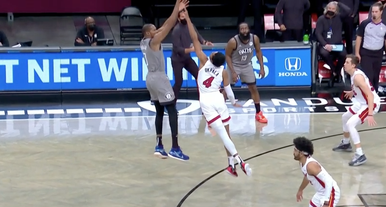 里程碑夜布鲁克林篮网手感冰凉；葡超加时末段刷纪录；目标明确；球探报告显示潜力的简单介绍