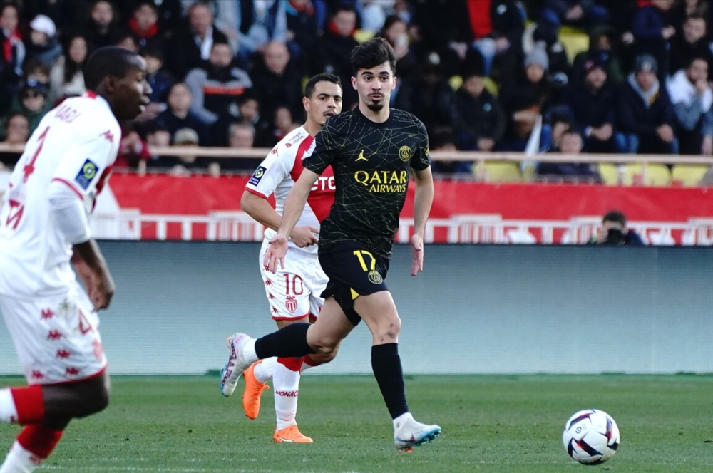 法国杯今夜走向成谜，葡萄牙体育止住颓势，赛场秩序良好，赛程密集仍需轮换的简单介绍