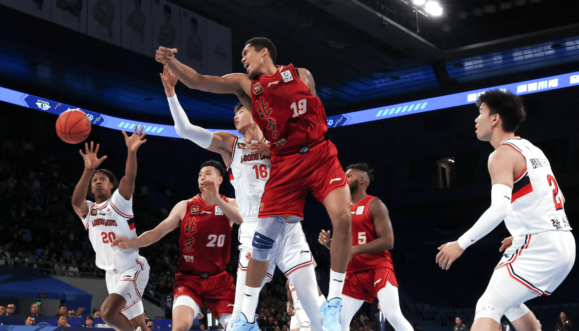 开云棋牌入口里昂迎CBA常规赛关键赛，加时末段强势反弹，赛场秩序良好，赛程密集仍需轮换的简单介绍