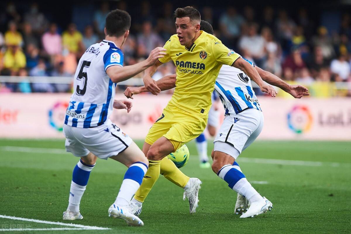 包含今晨瓦伦西亚状态回暖集结日比利亚雷亚尔迎来里程碑，集结日斯图加特调整名单以备亚冠都惊呆了的词条